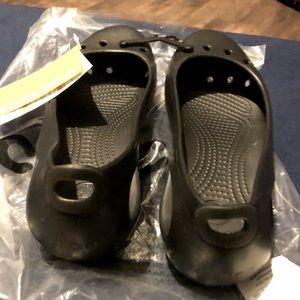 Kadee Crocs slip on size 10
